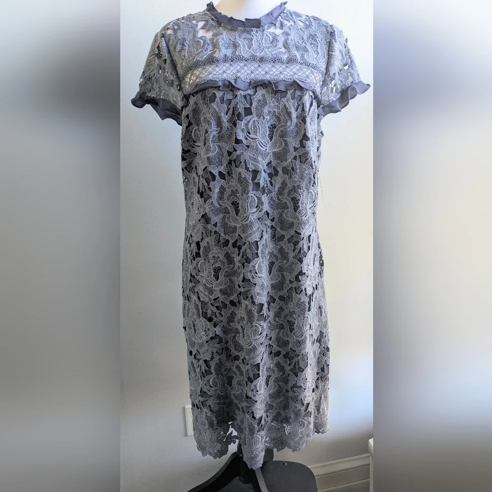 NWT....Laundry By Shelli Segal Lined Cutout Lace Midi Dress Size 10 - Picture 2 of 10